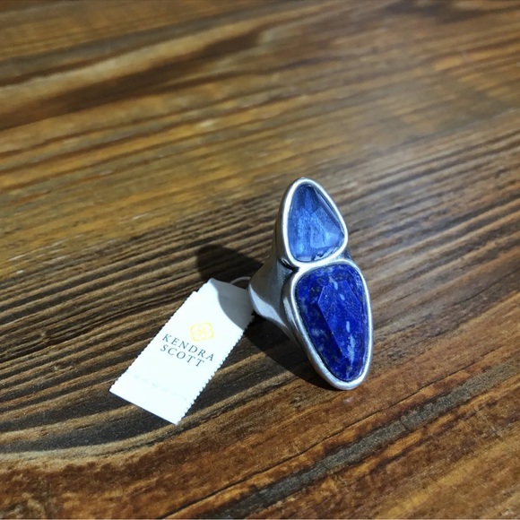 Kendra Scott Ring - Picture 2 of 5